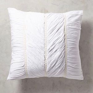 NWT Bertilia Euro Shams, S/2, 26” square